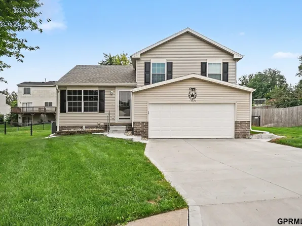 13526 Westport Cir, Bellevue, NE 68123