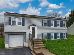 321 Edgewood Rd, York, PA 17402