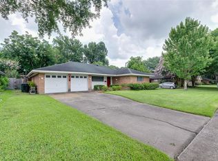 5318 Creekbend Dr, Houston, TX 77096