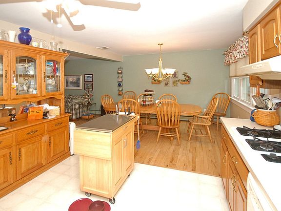 Kitchen/Dining