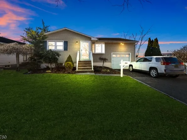 302 New York Ave, Clark Twp., NJ 07066