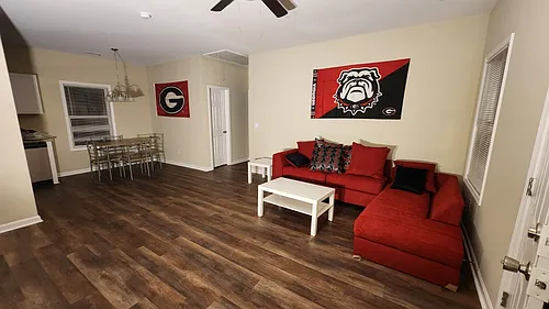 376 Washington Dr #MASTER Photo 1