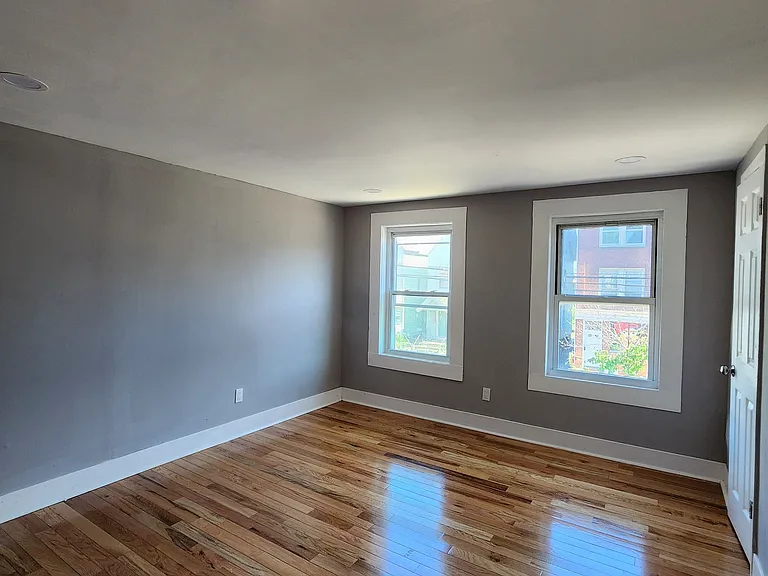 87 Spring St #2 — Photo 9