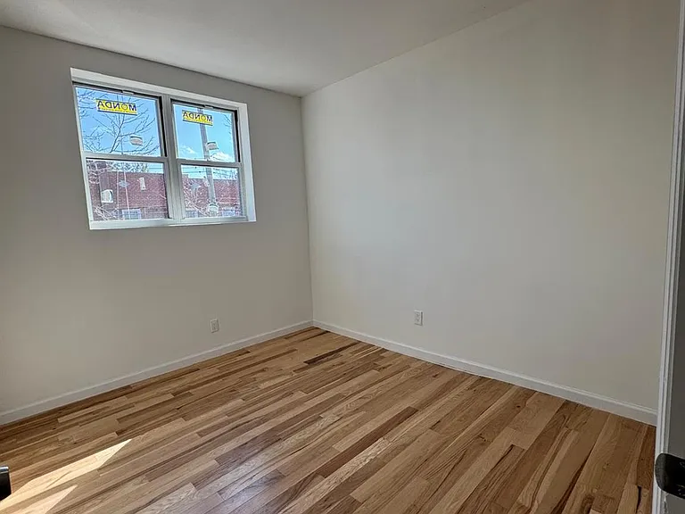 861 Castle Hill Ave — Photo 4