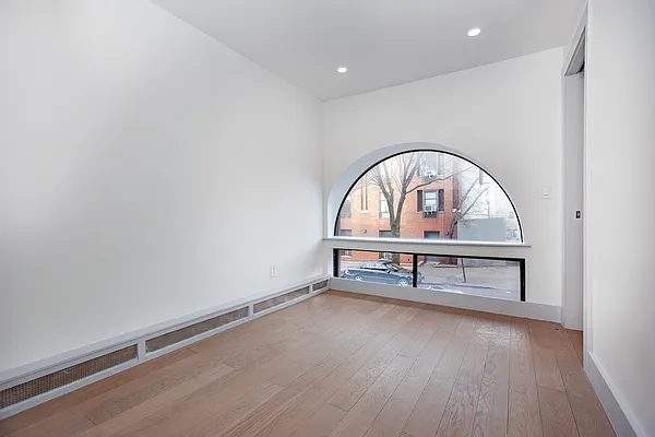 Rented by Kleier Residential | media 10