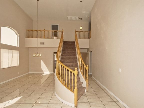 3rd image of 2124 Royal Caribbean Ave