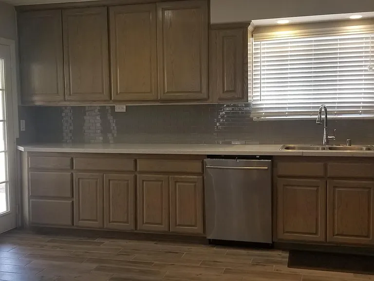 7957 Firethorn Ln — Photo 5