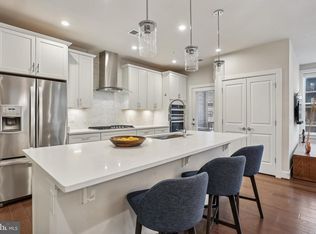 3507 Bellflower Ln Unit 101, Rockville, MD 20852