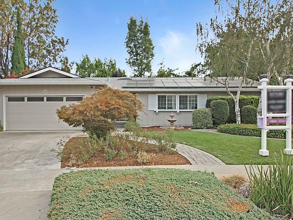 3rd image of 307 Los Pinos Way