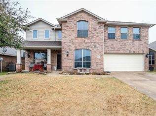 215 Cedar Crest Dr, Justin, TX 76247