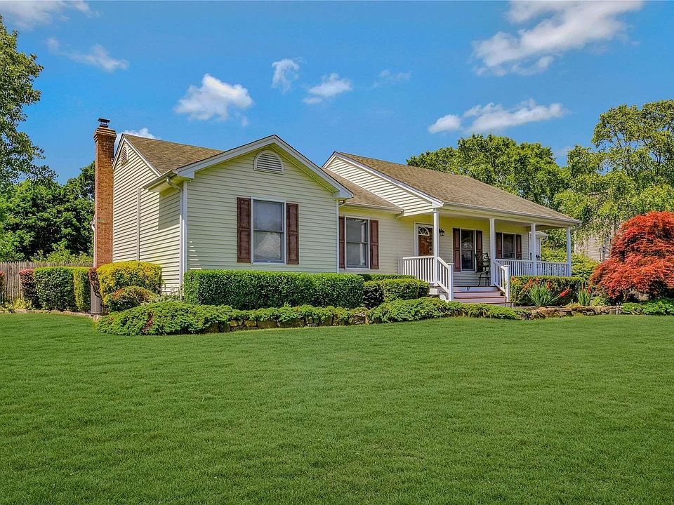 1st image of 57 Vineyard Way