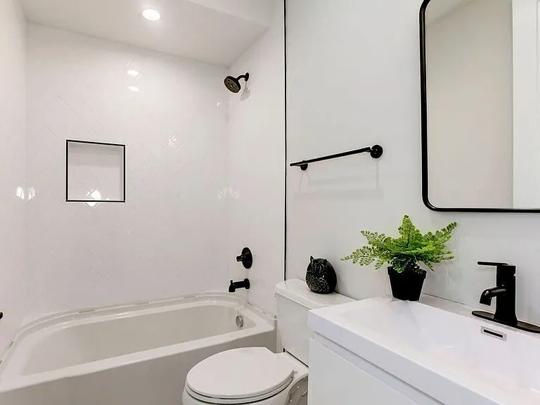 1331 Taylor St NW #1 — Photo 21