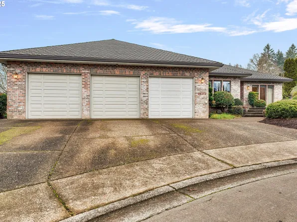 10275 SW Hiteon Pl, Beaverton, OR 97008