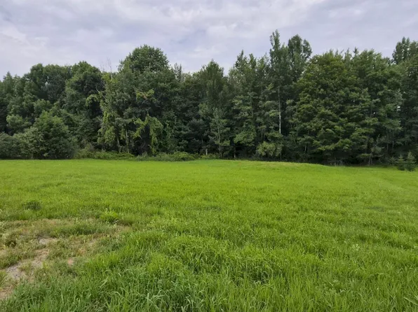 112 Seminole Drive, Farmington, ME 04938