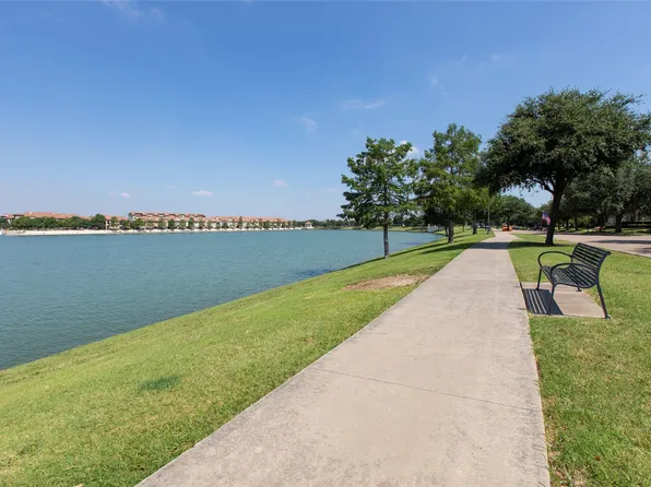 918 Camino Lago, Irving, TX 75039