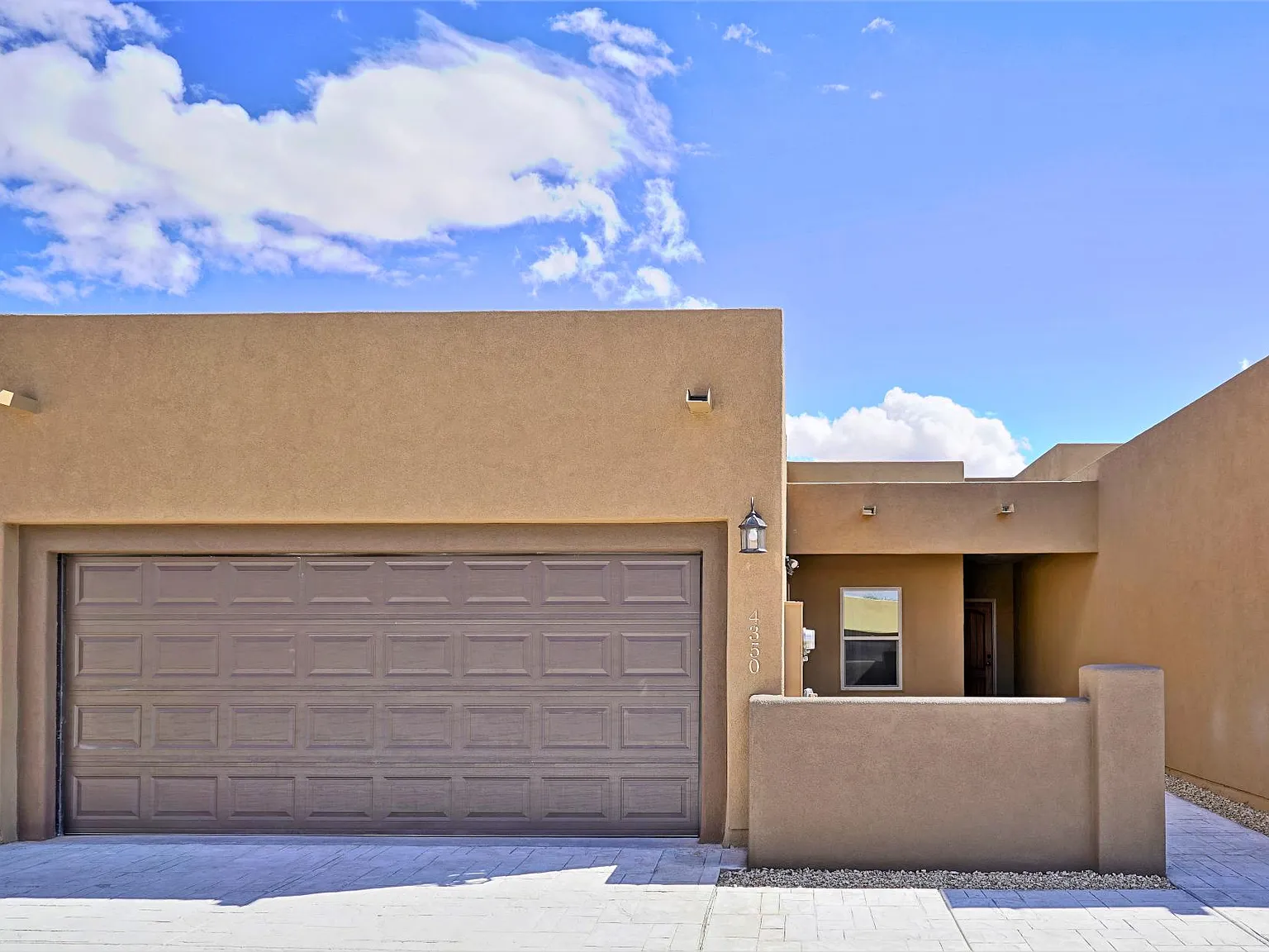 3 bed, 1442 sqft, $1,750 — Photo 1