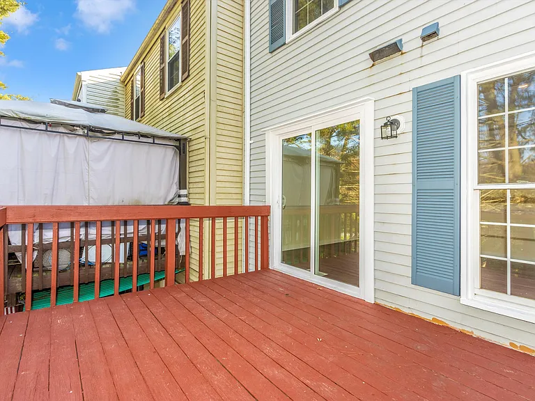 18257 Smoke House Ct — Photo 33