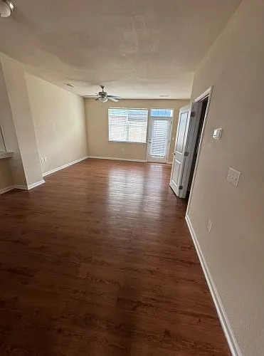 1600 Wards Ferry Rd #806 — Photo 3