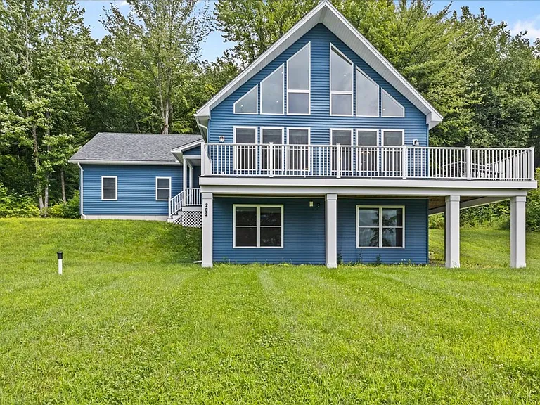 202 Abani Dr — Photo 2