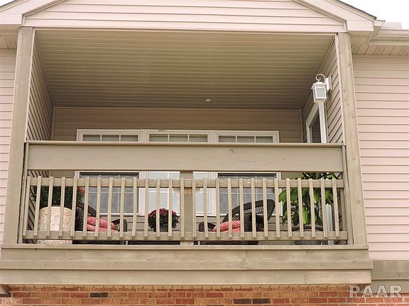 3rd image of 4520 N Thornhill Dr