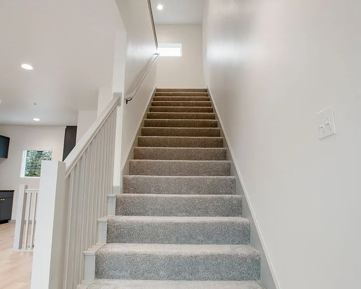 Quaker Condos - $300 Off Immediate Move-Ins! — Photo 36