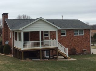 308 Finnin Rd, New Kensington, PA 15068