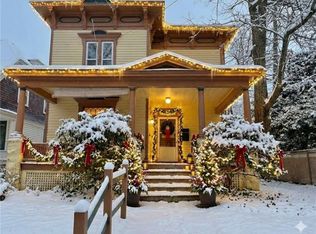 44 Elm St, Oneonta, NY 13820