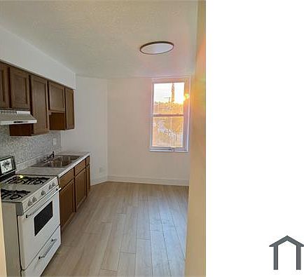 1st image of 759 Chartiers Ave #1