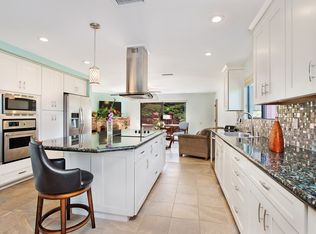 1523 Burgundy Rd, Encinitas, CA 92024