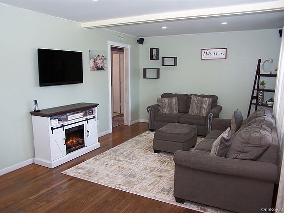 3rd image of 31 Saint Joseph Avenue