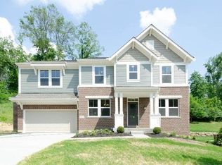 8722 Quietwood Ln, Cleves, OH 45002