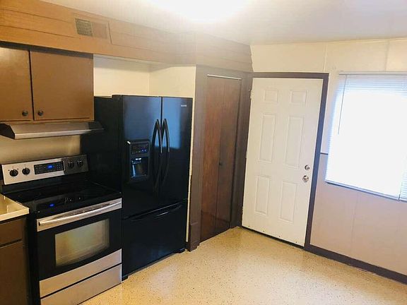 2nd image of 8901 North Swan ROAD #D