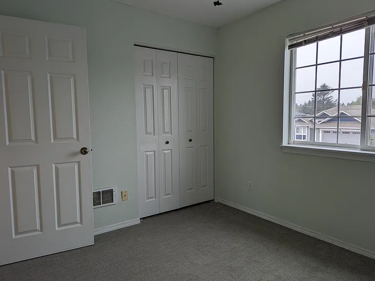 354 Canal Dr NE — Photo 19