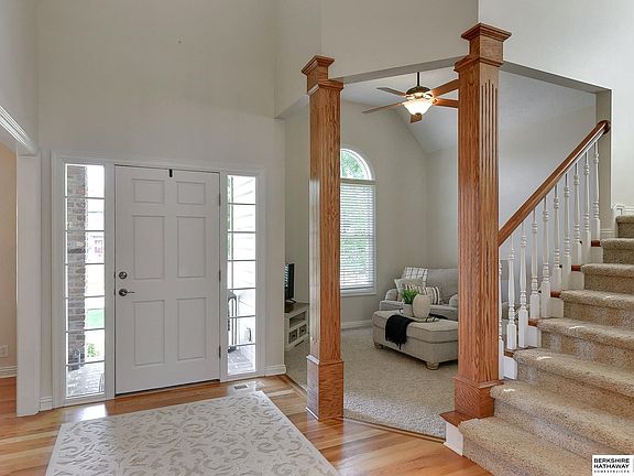 3rd image of 20815 Sequoia St