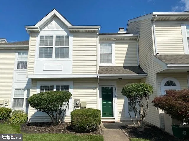 6704 Colonial Ct — Photo 20