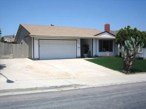 10130 Three Oaks Way, Santee, CA 92071