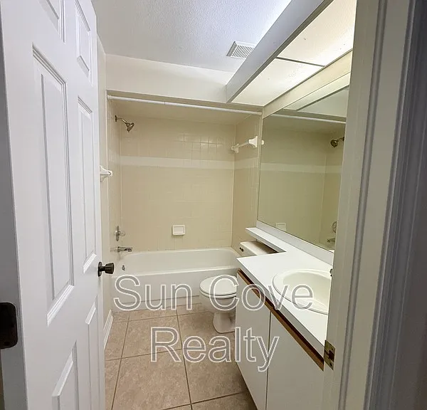 5215 Lochmead Ter — Photo 10