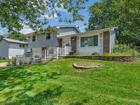2nd image of 1759 Lombard Ct