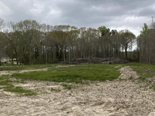 11283 Blackwater Rd, Baker, LA 70714