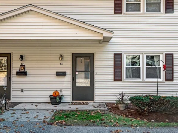 86 Pinecrest Drive #5E, Essex, VT 05452