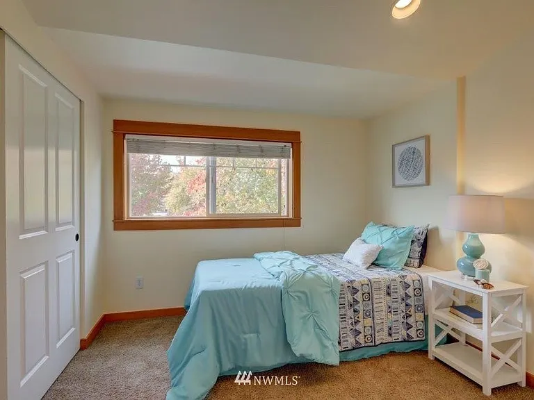 5204 Delridge Way SW #C — Photo 6