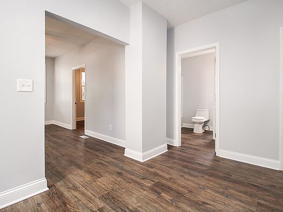 5th image of 1621 Mentor Ave APT 2