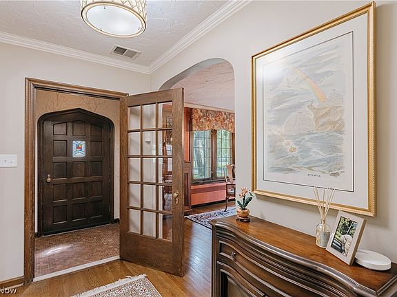 3rd image of 22499 Calverton Rd