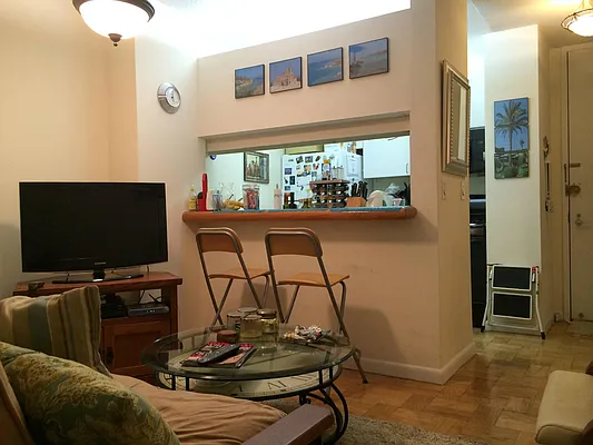 Rented by Keller Williams NYC | media 17