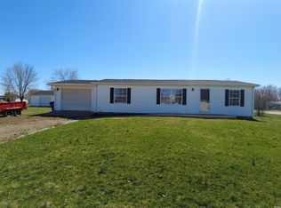 700 Diana St, Mitchell, IN 47446