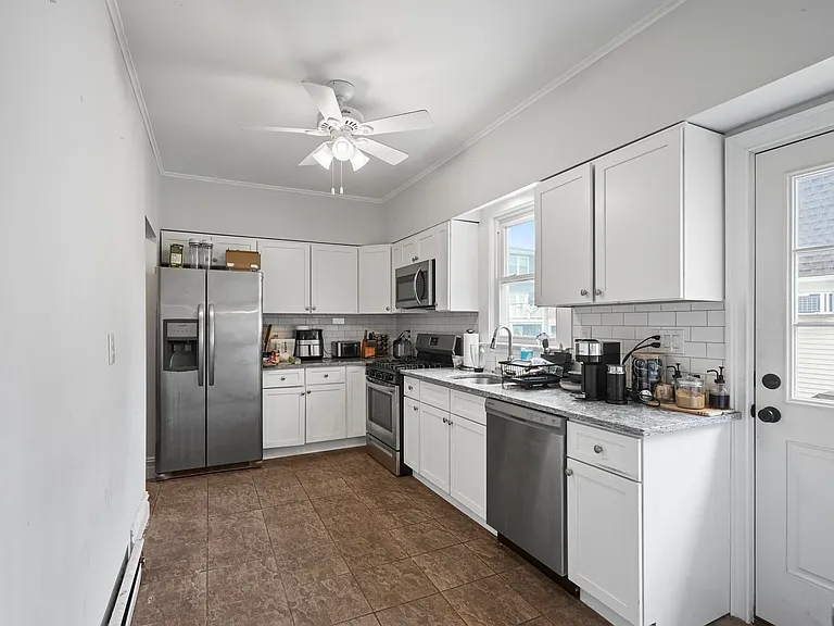 55 Seadrift Ave #1 — Photo 6
