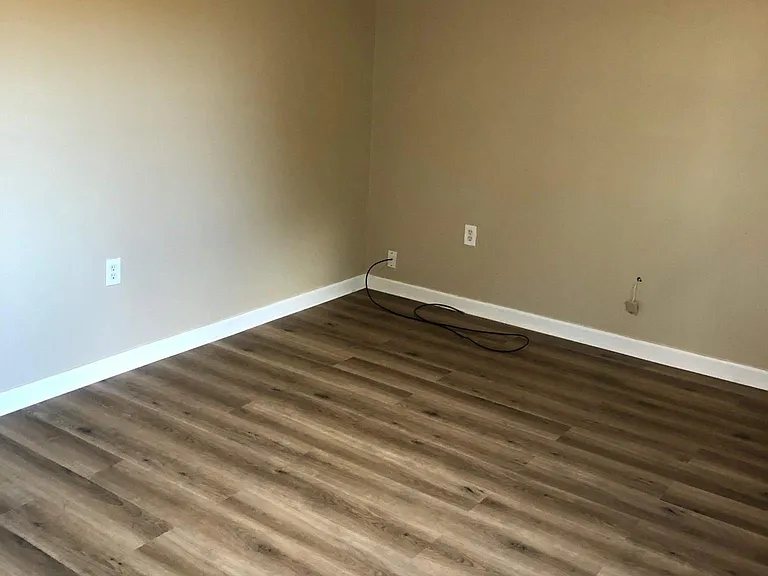 4624 Fairfield St #4624 — Photo 9