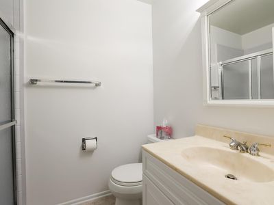 1002 Polk Ct, Vernon Hills, IL, 60061