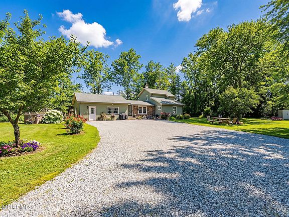 3rd image of 7 Marl Road