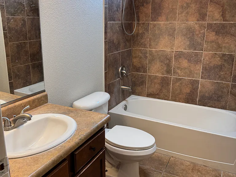 5152 Comanche Trl — Photo 12